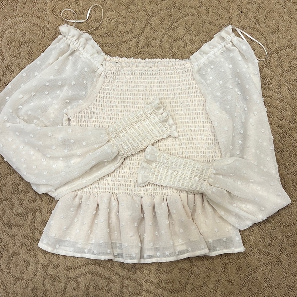 Q & A off the shoulder, ruched, long sleeve crop